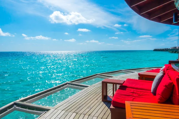 Ubytování Čisté Křeslo Tropické Maledivy Ostrov Krásy Moře Korálovými Útesy — Stock fotografie