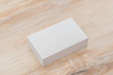 Kartvizit ahşap tablo.