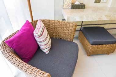 Closeup yastık ile modern mobilya