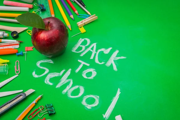 School Supplies Green Chalkboard Back School Background — Stock Photo, Image