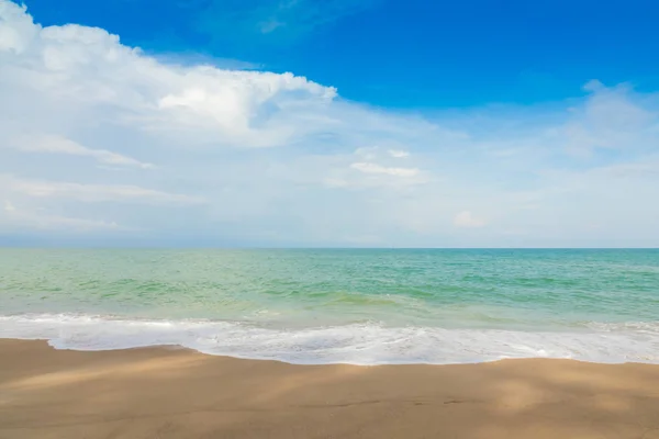 Plaża Tropikalne Morze — Zdjęcie stockowe