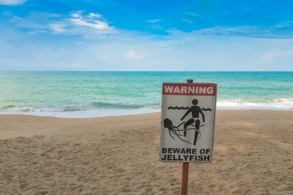 Jellyfish Warning Sign Beach — Stock Photo, Image
