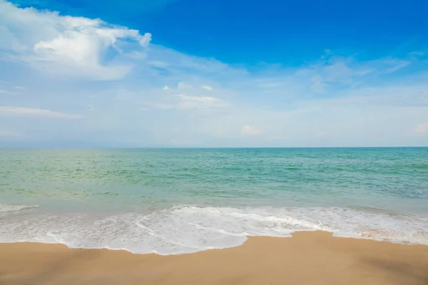 Playa Mar Tropical —  Fotos de Stock