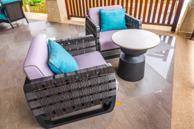 Closeup yastık ile modern mobilya