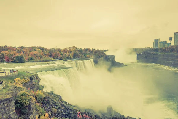 Amerikanska Sidan Niagarafallen Soluppgången Filtrerad Bild Bearbetad Vintage Effekt — Stockfoto