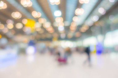 Yolcu havaalanında bulanıklık