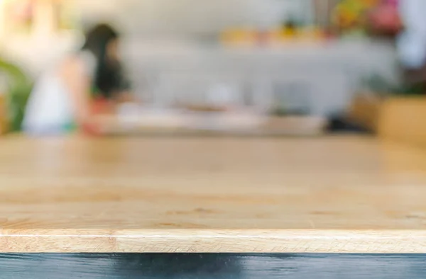 Wood Table Restaurant — Stock Photo, Image