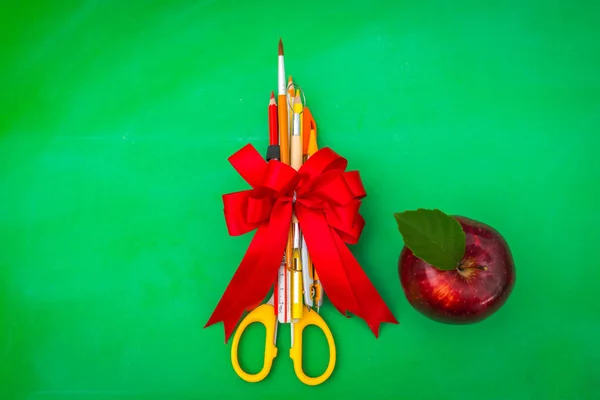 Rocket Made School Supplies Green Chalkboard Back School Background — Stock Photo, Image