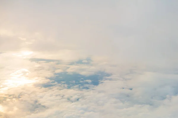 Napfelkelte Felhők Felett Repülőgép Ablakából — Stock Fotó