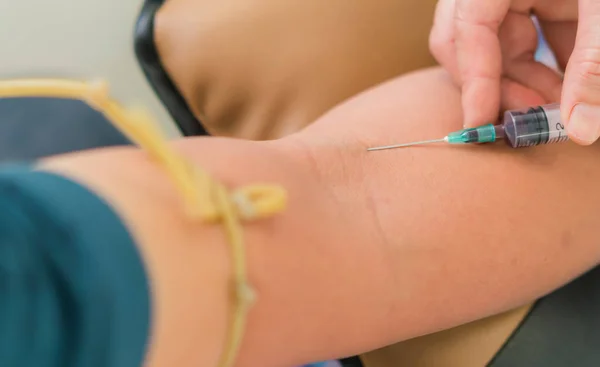 Close up of blood extraction in lab . — Stock Photo, Image