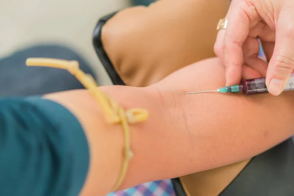 Close up of blood extraction in lab . — Stock Photo, Image