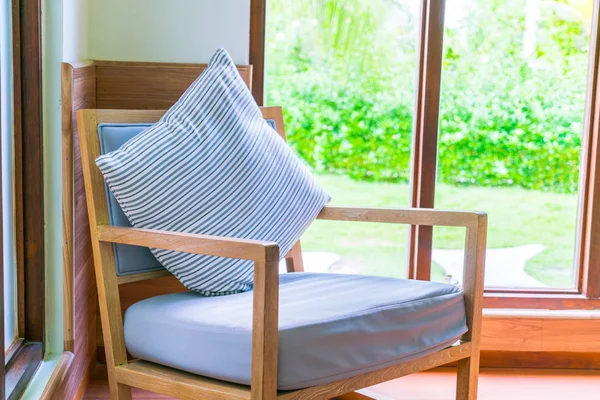 Closeup moderního nábytku s polštáři . — Stock fotografie