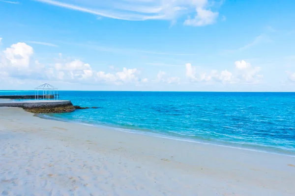 Hermosa Isla Tropical Maldivas Con Playa Arena Blanca Mar — Foto de Stock