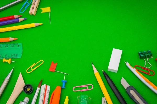 School supplies on Green chalkboard " Back to school background — Stock Photo, Image