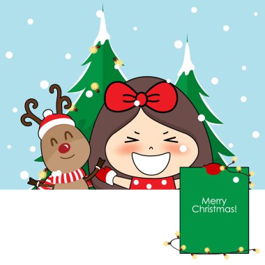 Sevimli ren geyiği ve Noel Baba kostümlü sevimli karakter kızı.. 