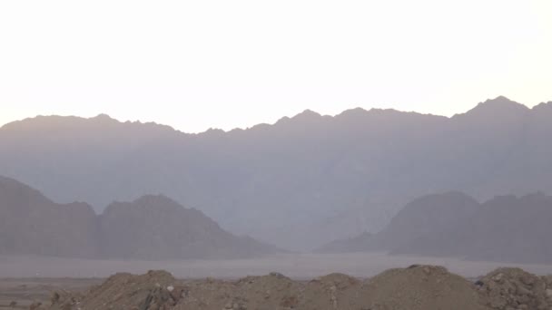 Panorama des montagnes du désert — Video