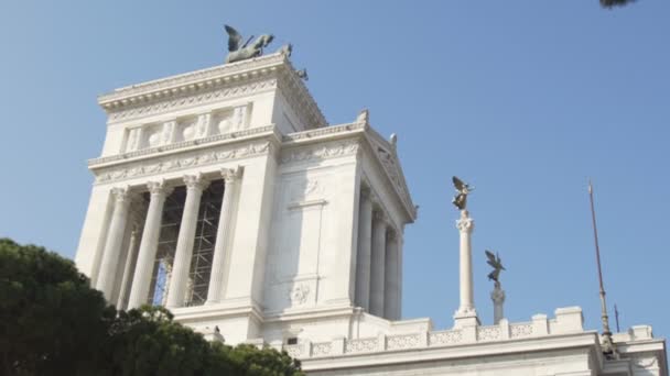 Памятник Эммануилу II и Альтаре делла Патриа в Риме, Италия — стоковое видео