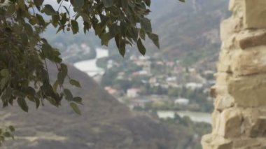Mtsheta, Gürcistan'ın panoramik görünüm.