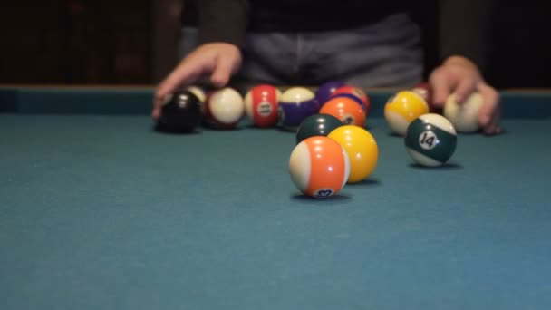 American Pool, creating billiard pyramid — Stock Video