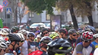 Bisiklet yarışı maratonu. Ukrayna, Kyiv 21.03.2020