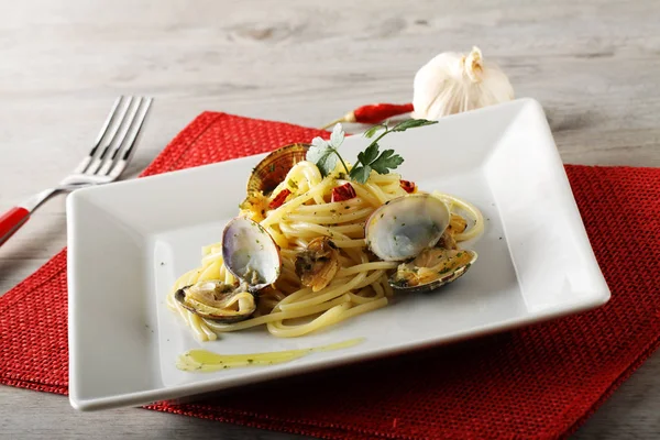 Pasta con vongole fresche — Foto Stock