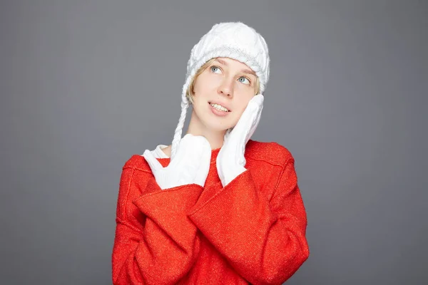 Glad Blue Eyed Woman Blond Hair Wears Red Oversized Sweater — Stock Photo, Image