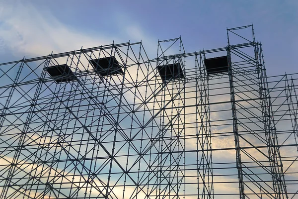 Scaffolding in the construction site — Stock Photo, Image