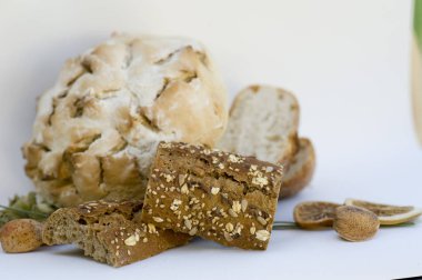 farklı tür bir ekmek