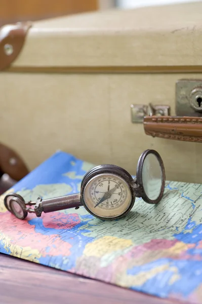 Old vintage compass — Stock Photo, Image