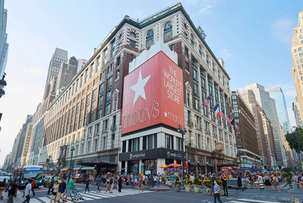 Πολυκατάστημα Macy's Herald Square ναυαρχίδα τοποθεσία στο Midtown Manhattan, Νέα Υόρκη. — Φωτογραφία Αρχείου