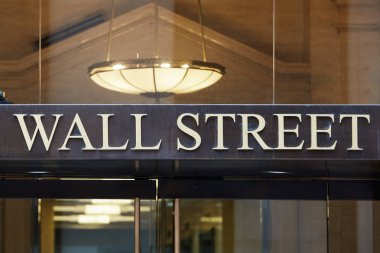 Wall Street altın harfler giriş New York'taki binasında kayıt