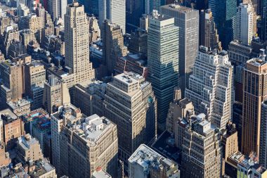 gökdelenler ile New York'un manhattan skyline havadan görünümü