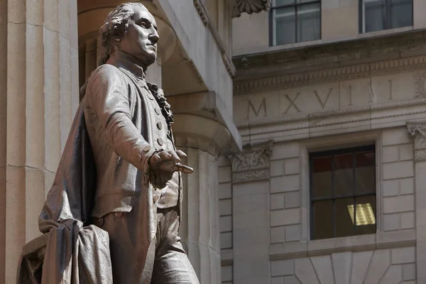 Estatua de George Washington frente al Federal Hall, Nueva York —  Fotos de Stock