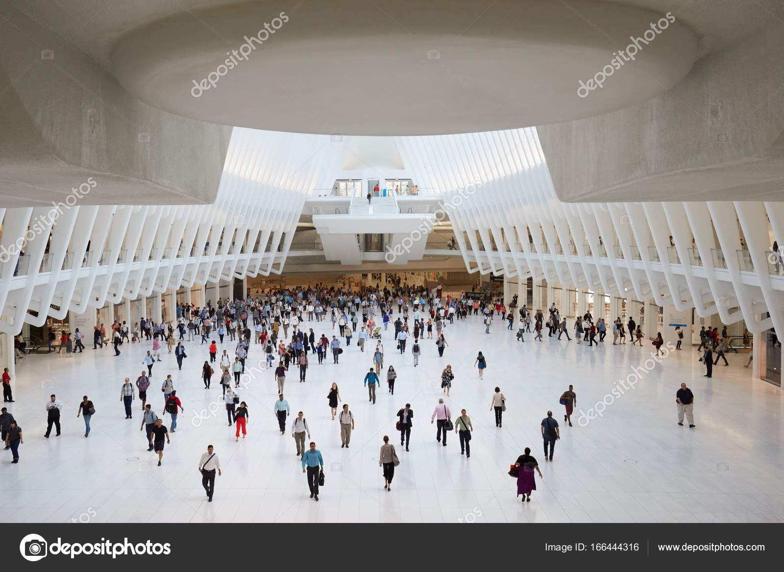 Oculus Interieur Der Weissen World Trade Center Station Mit