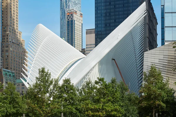 Oculus exteriér bílý světového obchodního centra v New Yorku — Stock fotografie