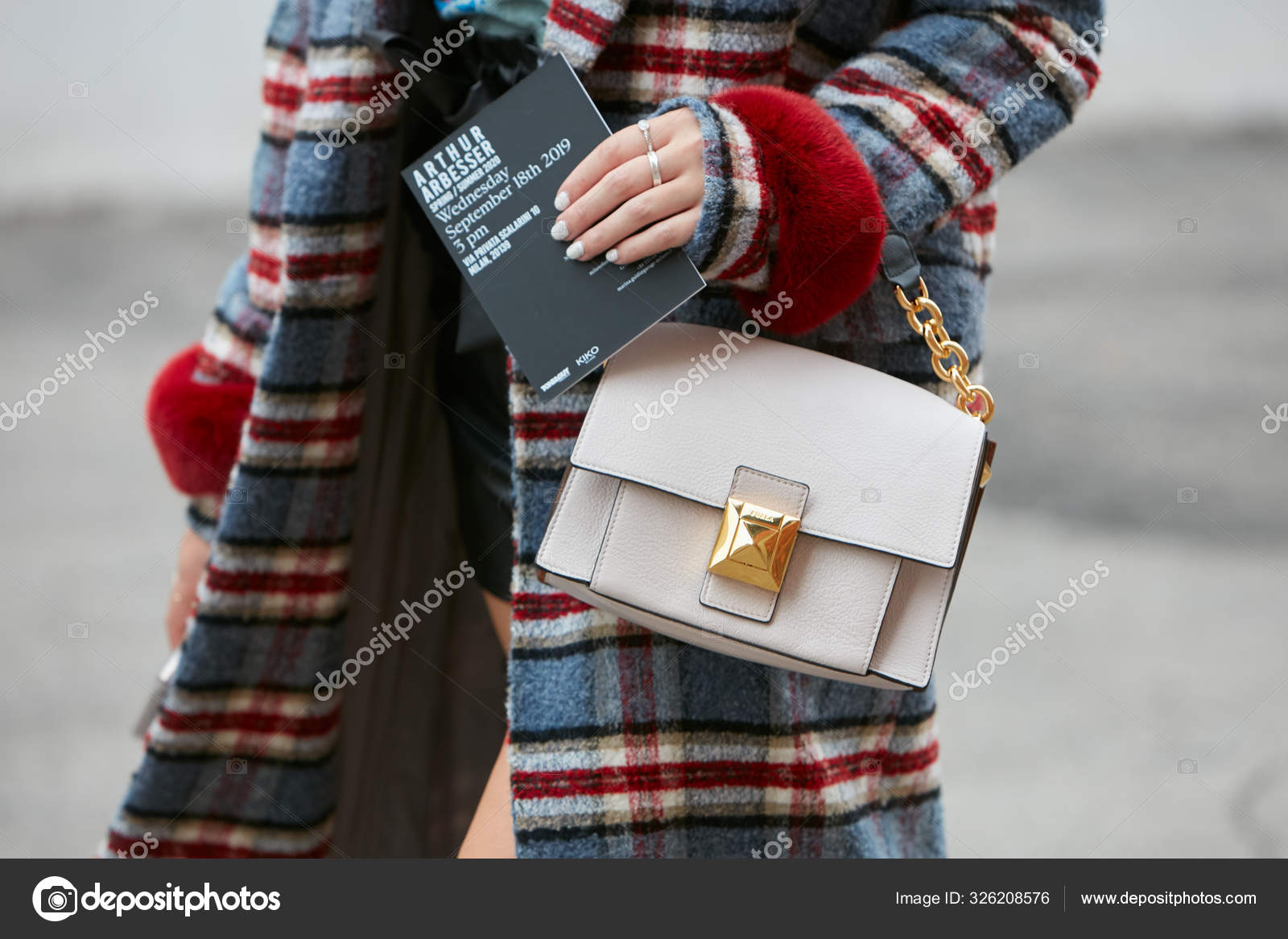 sac furla fourrure