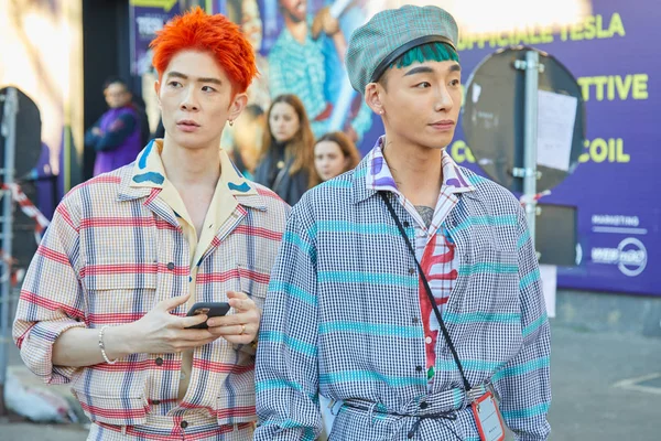 Men with checkered overalls before Marni fashion show, Milan Fashion Week street style — 스톡 사진