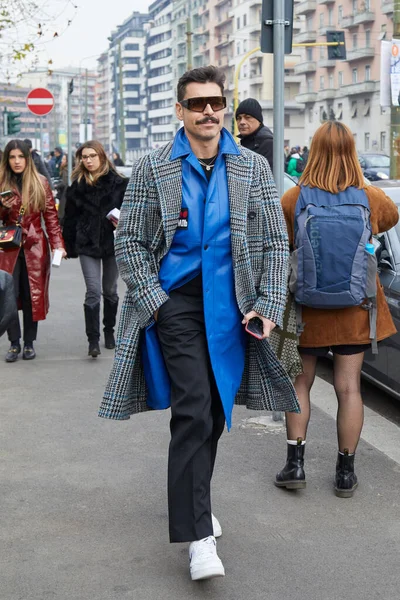 Alex Badia prima della sfilata di moda Gucci, Milano Fashion Week street style — Foto Stock