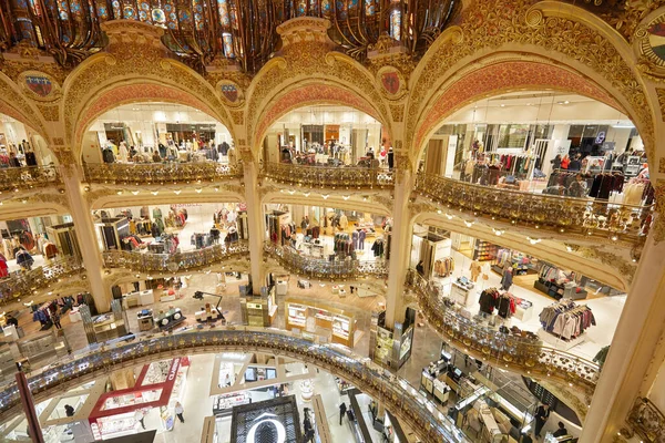 Paris November 2019 Galeries Lafayette Interior Ancient Arcarde High Angle — 스톡 사진