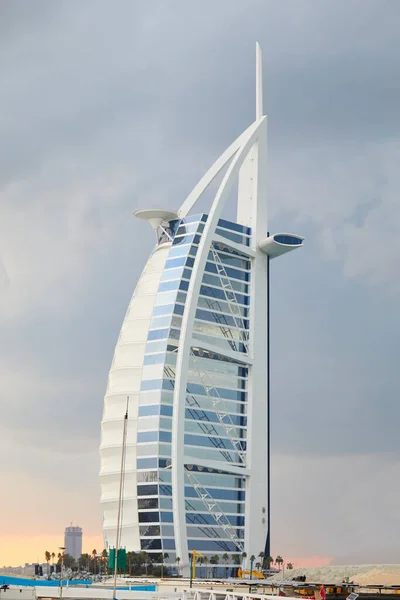 Dubai Rli Arab Emirates Kasım 2019 Dubai Bulutlu Bir Günbatımında — Stok fotoğraf
