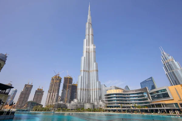 Dubai Emirati Arabi Uniti Novembre 2019 Grattacielo Burj Khalifa Lago — Foto Stock