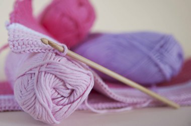 Tığ veya örgü için yumuşak, Bebek pembe iplik