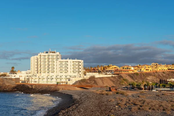 Vincci Golf Oteli, San Miguel de Abona, Tenerife, Kanarya Adaları, İspanya - 2 Mayıs 2020: San Blas 'ın küçük bir tatil köyünde yer alan dört yıldızlı otel.