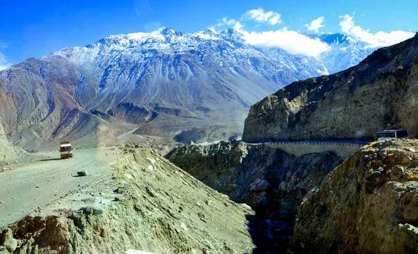 The grand karakorum highway — Stock Photo, Image