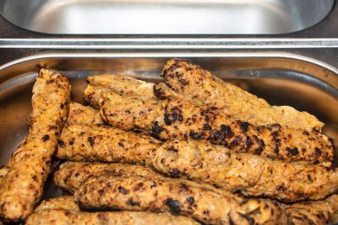 Kasede tavuk kebabı