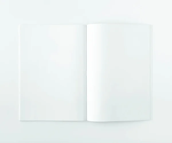 Пустой шаблон журнала на изолированном белом фоне, 3d Иллюстрация — стоковое фото