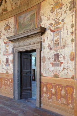 Villa Farnesethe iç avluya dairesel şekil