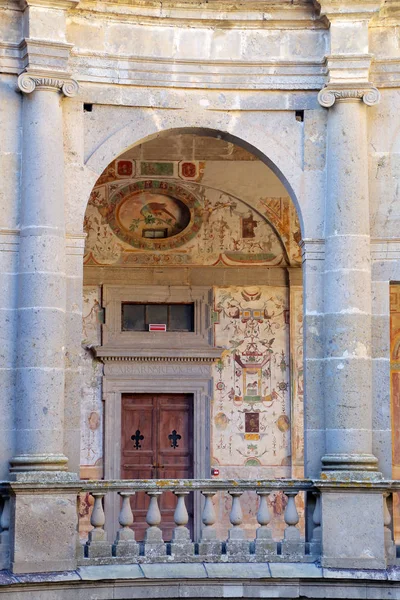 Villa FarneseIl cortile interno di forma circolare — Foto Stock