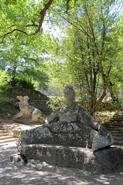 Persephone canavar Park'ta Bomarzo - İtalya
