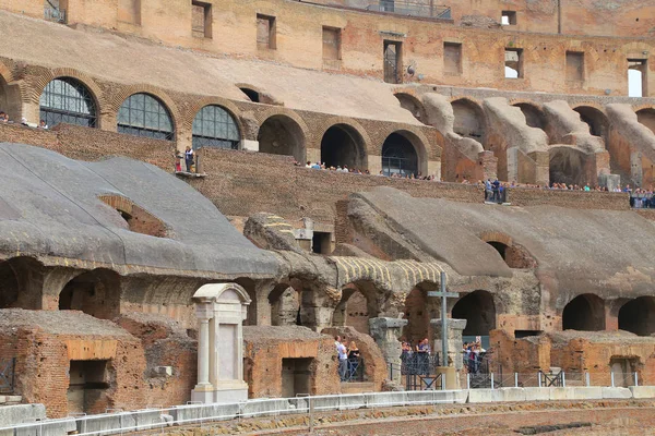 意大利 2017年10月01日 罗马竞技场 竞技场或 Coloseo 弗拉维安露天剧场有史以来最大的标志古罗马帝国 — 图库照片